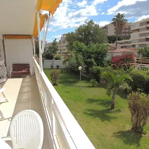 Apartment Eurosol Carihuela, Torremolinos